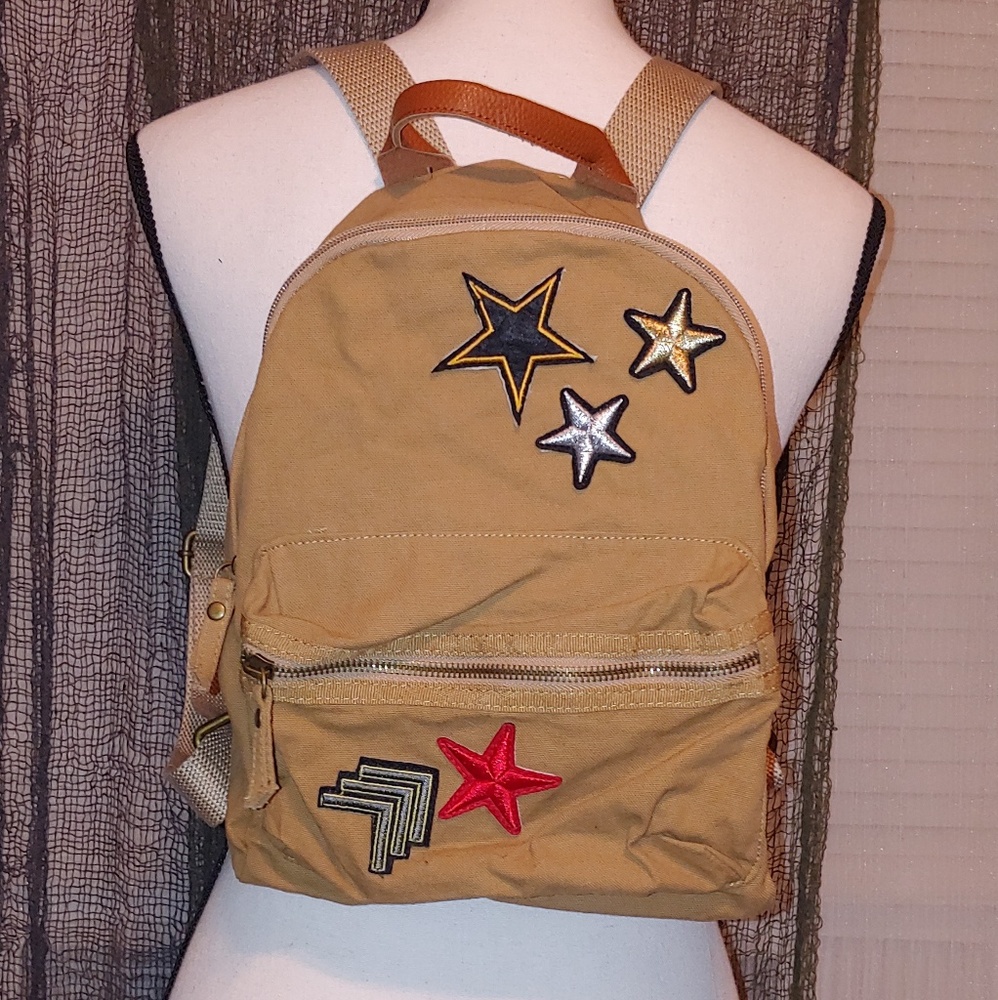Brand new MOSSIMO summer/festie backpack
